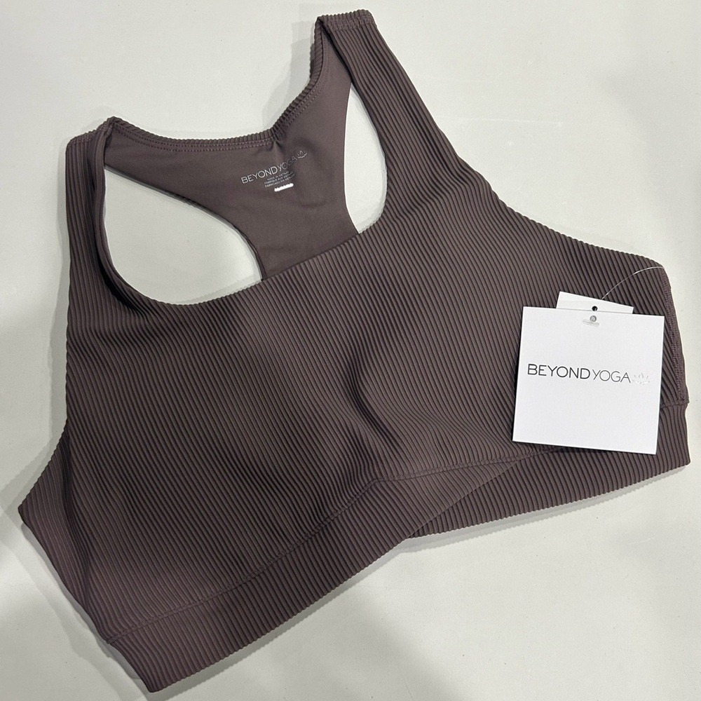 Beyond Yoga Women's Medium Impulse Ribbed Bra Woodland Purple Pink NWT